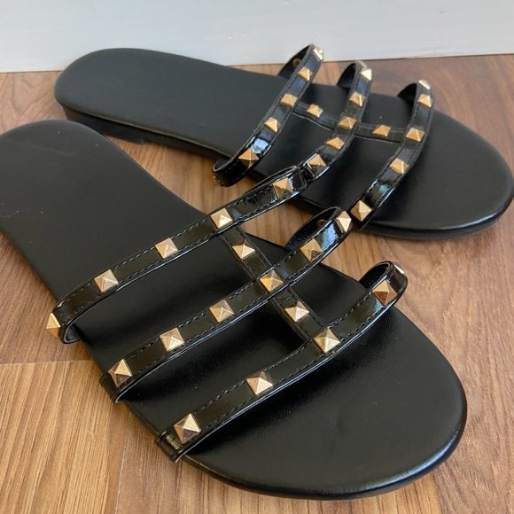 Pyramid Gold Studded Caged Patent Flat Slip-On Slide Sandals Boho Beachy - Picture 4 of 9